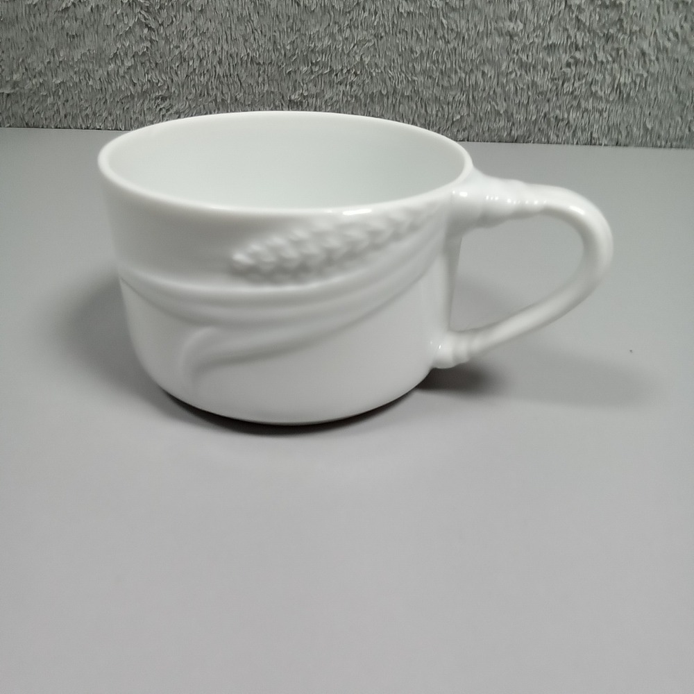 Kitty Bright Fresh Fields White Wheat‎ Embossed Ceramic Soup Mug Vintage 1983